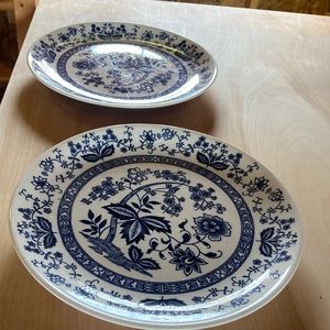 Plates made in Japan